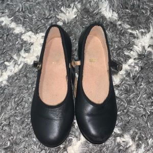 Little kids tap shoes!!